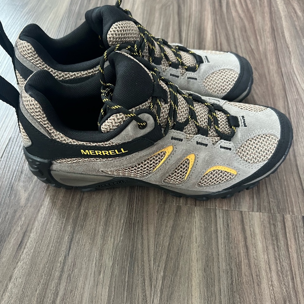 New Merrell Yokota 2 hiking‎ shoes - Picture 3 of 6